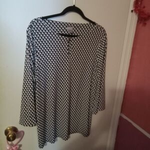 Women's Keyhole Front Bell Sleeve Blouse